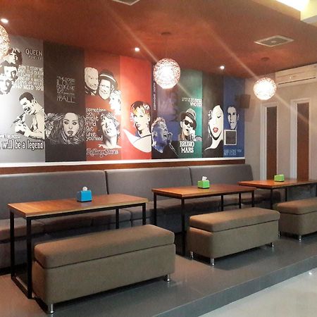 Melody Guest House Cilegon Exterior photo